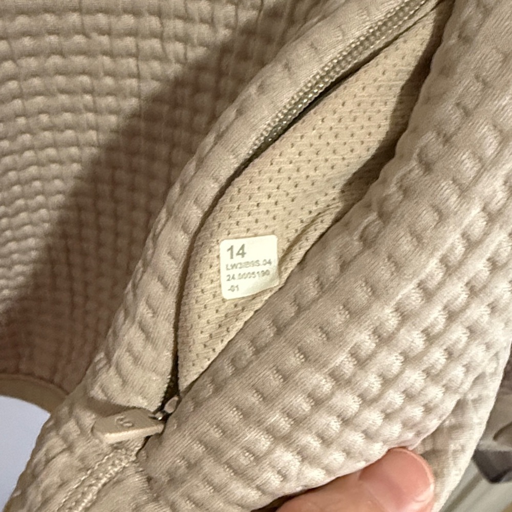 Lululemon Waffle-Knit Crewneck Long-Sleeve Shirt-Mojave Tan / Bone - Picture 4 of 5